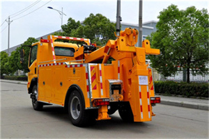 大足高速路拖车费